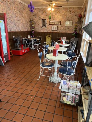 Cammie's Old Dutch Ice Cream Shoppe by null