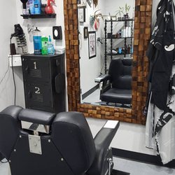 Headline Salon & Barber Shop