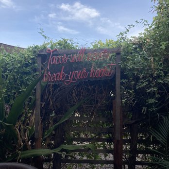 Barracuda Cantina - Decor - Cocktail Bars Near Me - El Pescadero, BCS