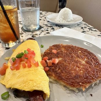 Break + Feast - Pigs in a Blanket, hash browns and rice - Breakfast & Brunch Near Me - Koloa, Hawaii Break + Feast - Pigs in a Blanket, hash browns and rice - Breakfast & Brunch Near Me - Koloa, Hawaii