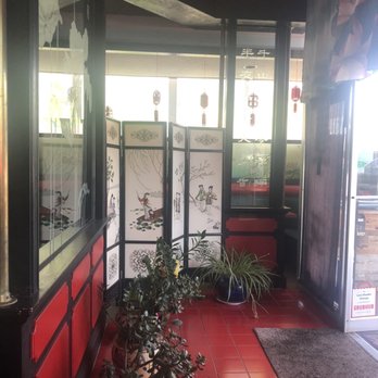 Lee's Garden Restaurant - Chinese Near Me - Marina, California