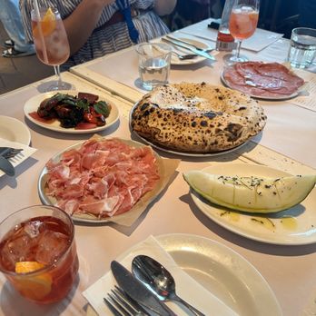Bar Tottis - Italian Near Me