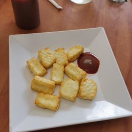 Queso frito with guyaba sauce Queso frito with guyaba sauce