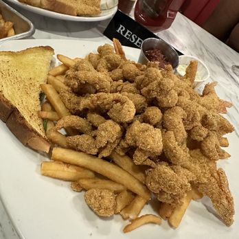 Austin's Very Own Saltt - Fried Combination with shrimp and crawfish tails - Seafood Near Me - Austin, Texas Austin's Very Own Saltt - Fried Combination with shrimp and crawfish tails - Seafood Near Me - Austin, Texas