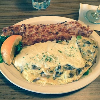 Jay Berry's Cafe - Jay Berry's Omelette with hash browns! - Breakfast & Brunch Near Me - Renton, Washington