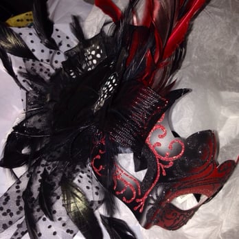 Natasha's Attic - I wasn't even thinking of having red in my mask but as soon as I put this one on I fell in love! - Costumes Near Me - San Jose, California