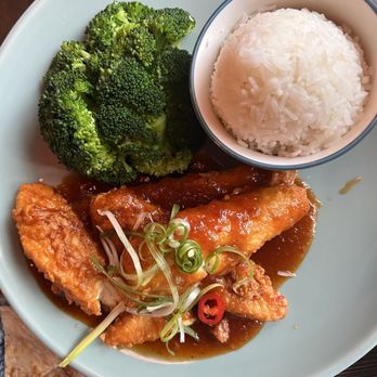 Muse - Lava Fish - Thai Near Me - Brooklyn, New York