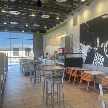 Del Taco - Restaurant interior - Fast Food Near Me - White Hills, Nevada Del Taco - Restaurant interior - Fast Food Near Me - White Hills, Nevada