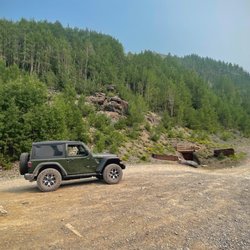 Canyon Creek Jeep - Jeep Rubicon on Alpine Loop
