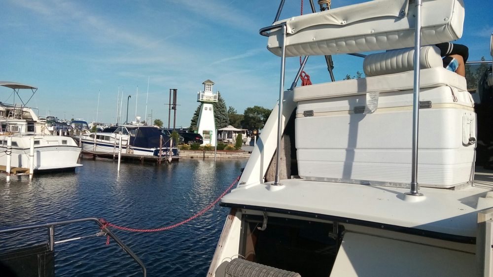 EMERALD CITY HARBOR Updated October 2024 24200 Jefferson Ave, Saint