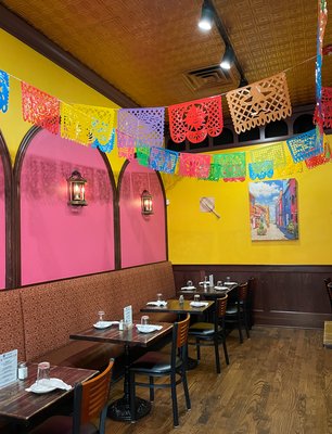 Mexican Republic Kitchen & Cantina by null