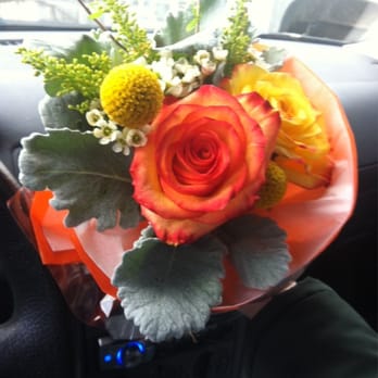 Garden Party Flowers - Florists Near Me - Vancouver, British Columbia