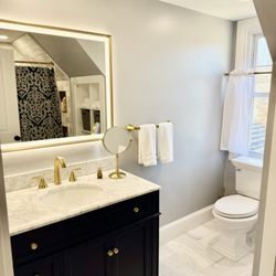 Brownwick Construction - Bathroom - Marble with brass fixtures