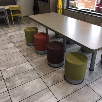 McDonald's - Table at Mc Donald's Tillamook - Burgers Near Me - Tillamook, Oregon