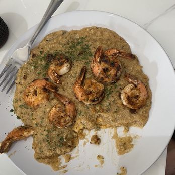 Brunch Sociall - Delicious shrimp N grits - Breakfast & Brunch Near Me - Chicago, Illinois Brunch Sociall - Delicious shrimp N grits - Breakfast & Brunch Near Me - Chicago, Illinois
