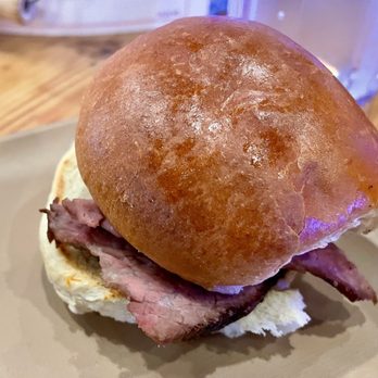 Sauced BBQ & Spirits - Tri tip sliders - Barbeque Near Me - Walnut Creek, California