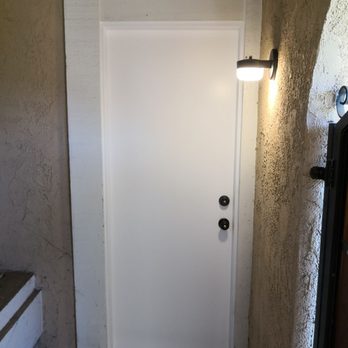 Green Lite Windows & Doors - Exterior door to garage. - Windows Installation Near Me - Riverside, California Green Lite Windows & Doors - Exterior door to garage. - Windows Installation Near Me - Riverside, California