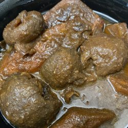 Toma-Tis Restaurant & Grill - Oxtail Meal