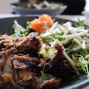 Le Colonial - Vietnamese Near Me - Chicago, Illinois