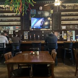 Barley's Taproom & Pizzeria