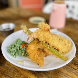 Maru Sushi & Grill - East Nashville - Veggie & shrimp tempura