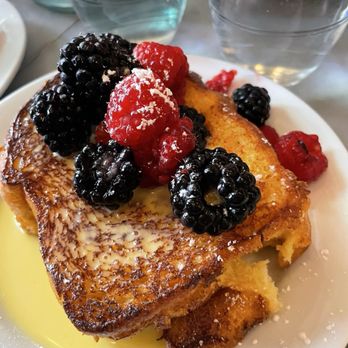 Buvette - Berry French toast - French Near Me - New York, New York