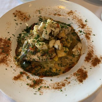 Gaido's - crab topped fish fillet special - Seafood Near Me - Galveston, Texas