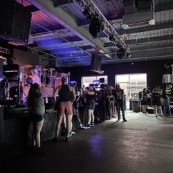 Hangar 1819
