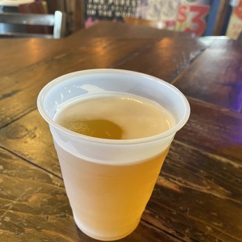 Moe's Original Bar B Que - Georgia peach beer - Barbeque Near Me - Tuscaloosa, Alabama