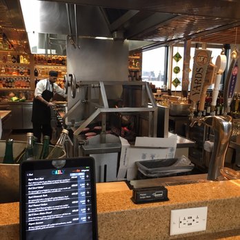 Daily - New American Near Me - Newark, New Jersey
