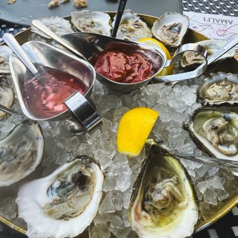 Trattoria Amalfi - Raw oysters - Italian Near Me - Mystic, Connecticut
