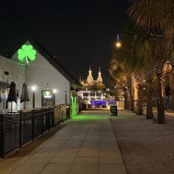 Four Green Fields Curtis Hixon Park - Outside