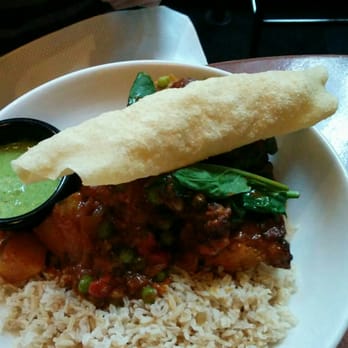 Beerbistro - Curry chicken - Bistros Near Me - Toronto, Ontario