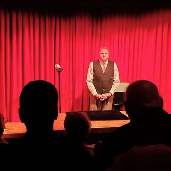 Warren & Annabelle's Magic - Performing Arts Near Me - Lahaina, Hawaii