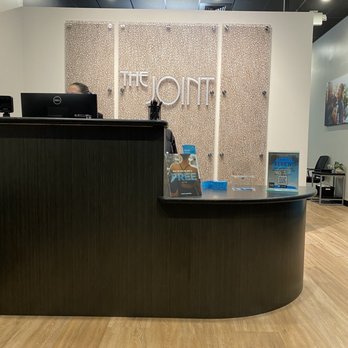 The Joint Chiropractic - The lobby - Chiropractors Near Me - Gambrills, Maryland The Joint Chiropractic - The lobby - Chiropractors Near Me - Gambrills, Maryland