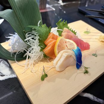 Sushi Rock Grill and Bar - Sashimi bento box lunch (soup and salad not pictured) - Sushi Bars Near Me - Altamonte Springs, Florida