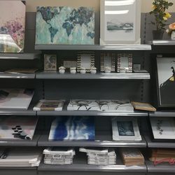 Outlet 4 less