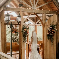 Nolichuckey Bluffs Bed and Breakfast Cabins - Intimate. Elegant. Gorgeous.