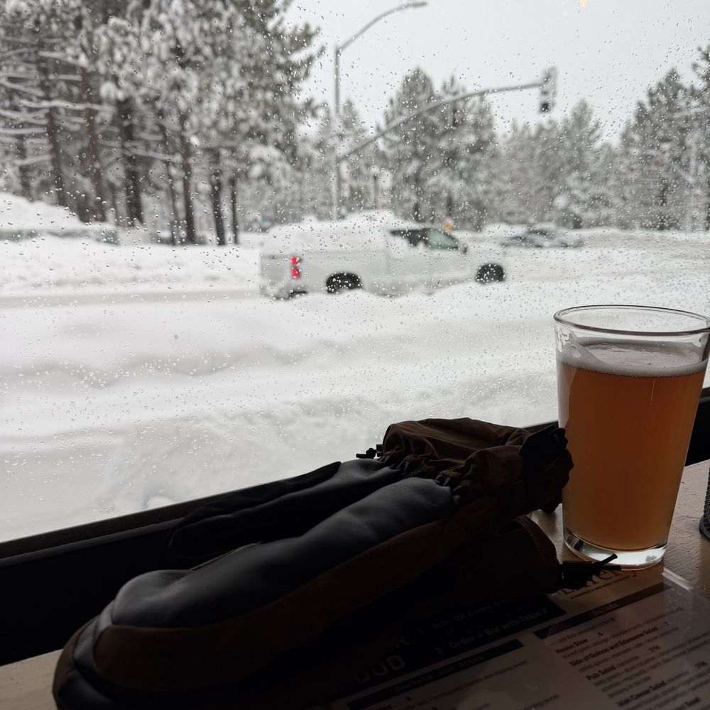 Mammoth Brewing - Breweries Near Me - Mammoth Lakes, California