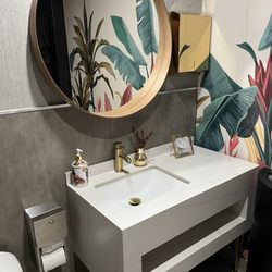 Peacock Coffee Bar - Baño elegante