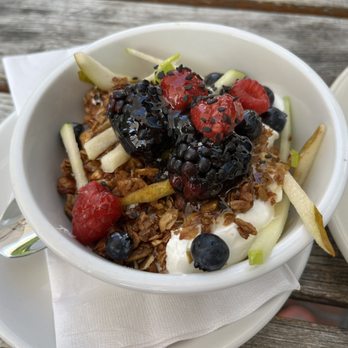 Tatte Bakery & Cafe - Muesli - Bakeries Near Me - Washington, DC, District of Columbia