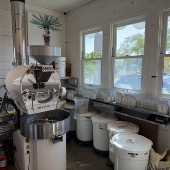 Dart Coffee Co - Coffee roaster - Coffee Roasteries Near Me - Santa Barbara, California