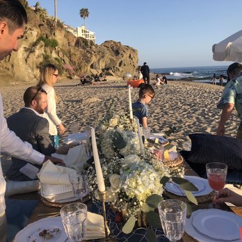 Table and Eve - Picnic set up at Aliso beach park - Party & Event Planning Near Me Table and Eve - Picnic set up at Aliso beach park - Party & Event Planning Near Me