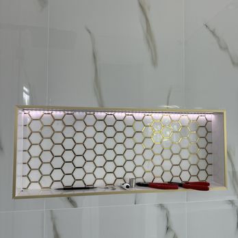 Sun Valley General Contractors - Soap niche with light. - General Contractors Near Me - Phoenix, Arizona