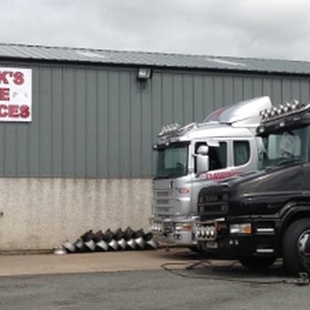 Derek's Tyre Services - Tires Near Me - Porthmadog, GWN
