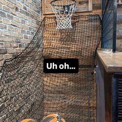 Edison's - Basketball