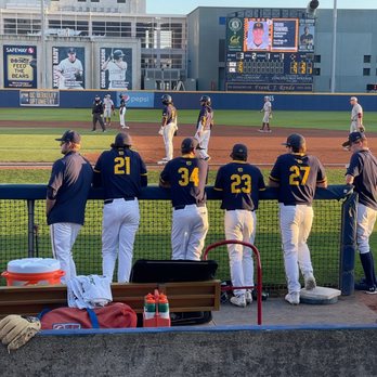 Evans Diamond - Stadiums & Arenas Near Me - Berkeley, California