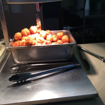 D & H Bar-B-Que - Great hush puppies. It's hard not to eat them all! - Barbeque Near Me - Manning, South Carolina