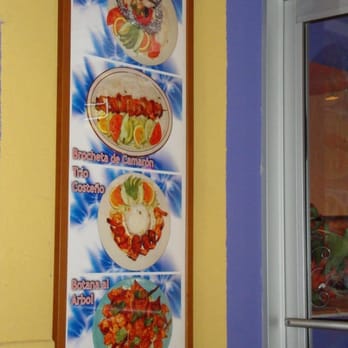 El Paraiso - Some of the dishes featured in the menu as part of the Decor ~ Dec 5th 2009 - Mexican Near Me - Lakeside, Colorado El Paraiso - Some of the dishes featured in the menu as part of the Decor ~ Dec 5th 2009 - Mexican Near Me - Lakeside, Colorado