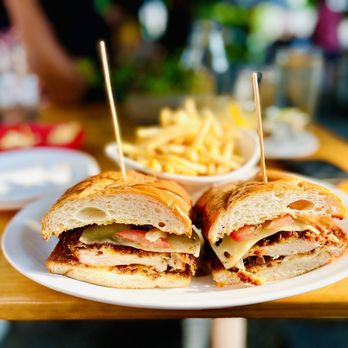 Down On Grayson - Crispy Chicken Sandwich - New American Near Me - San Antonio, Texas Down On Grayson - Crispy Chicken Sandwich - New American Near Me - San Antonio, Texas